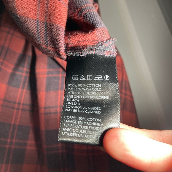 BDG Soft and Lightweight Plaid Button-Down - Picture 5 of 9